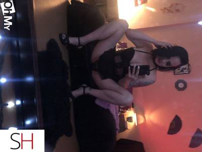 42 year old Asian Escort in Winnipeg Simply the best