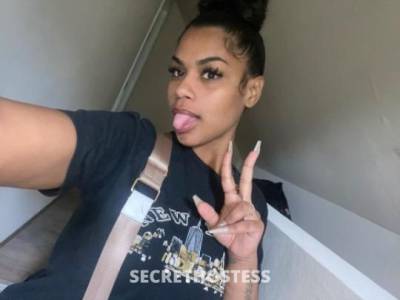 21Yrs Old Escort Milwaukee WI Image - 3