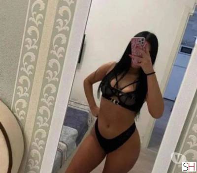 22 year old Italian Escort in Brighton East Sussex NEW BEST ESCORT SERVICE 100% GENUINE, Independent
