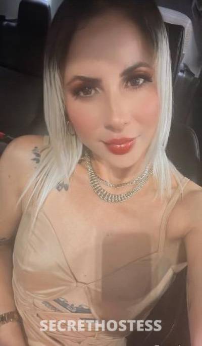 24 year old Cuban Escort in West Palm Beach FL valencia