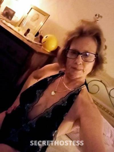 58 year old Escort in Flint MI Mrs Playground 58