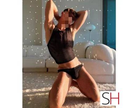 25 year old Escort in Dublin Male.to male(Lorenzo )sexy massage