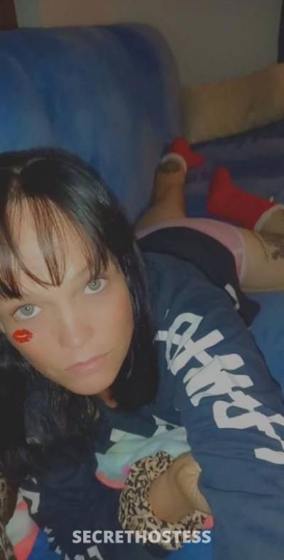 42 year old Escort in Townsville Today and tonight only 200 for an hr plz text me