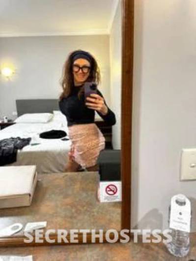 45 year old Escort in Adelaide Hot Loving in My Mouth or Honey Pot in North Adelaide