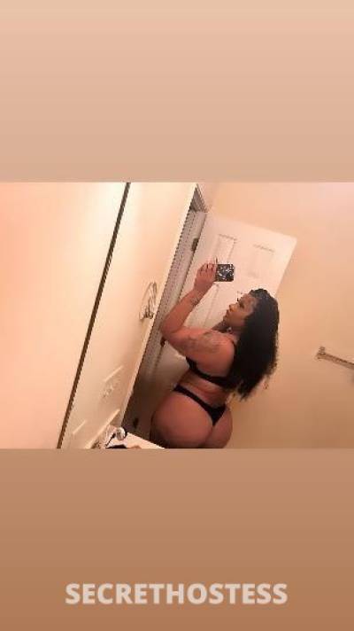 30 year old Escort in Charlotte NC Luxury men only No cheapos 5 7 small waist thick hips curvy 