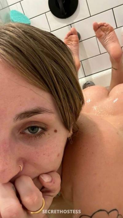 Angela 23Yrs Old Escort Size 22 Staten Island NY Image - 9