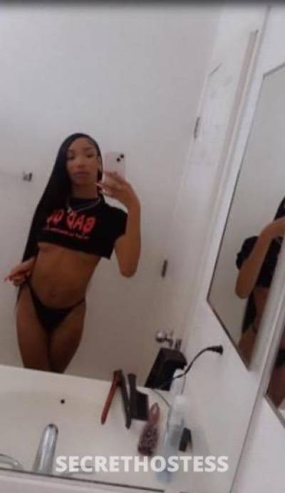 Diamond 21Yrs Old Escort Milwaukee WI Image - 3