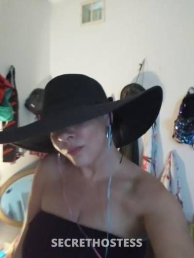 Let this horny freaky milf ride that dick in Daytona FL