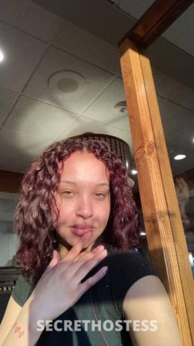 25 year old French Escort in Oklahoma City OK Exotic barbie