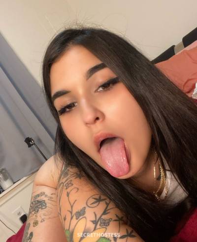 28 year old Escort in Ajax Strictly hook up