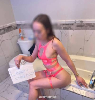 21 Year Old Asian Escort Montreal - Image 3