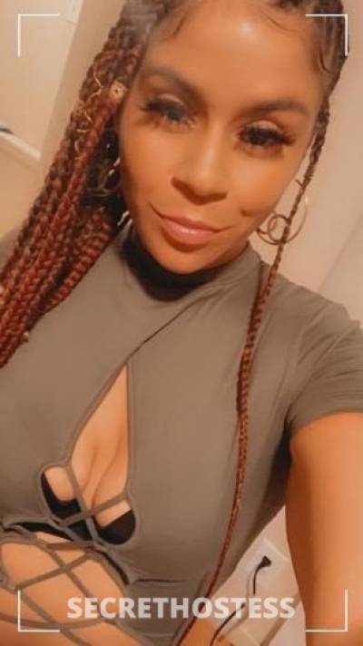 27 year old Escort in Minot ND Prebooking!!!! Outcall Specials ?? FACETIME SPECIALS?? 