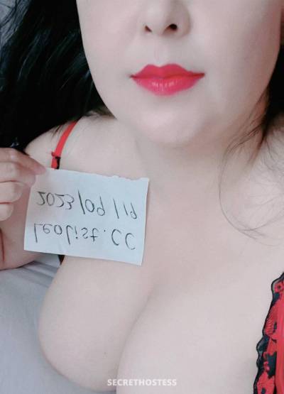 35 Year Old Asian Escort Ottawa - Image 1