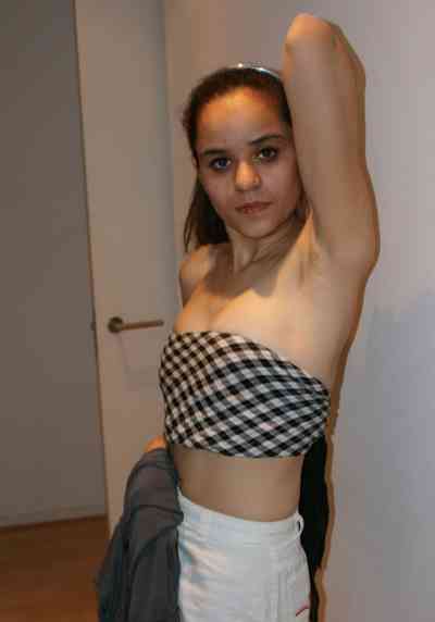 23 year old Escort in Sydney Sydney independent beautiful girl available