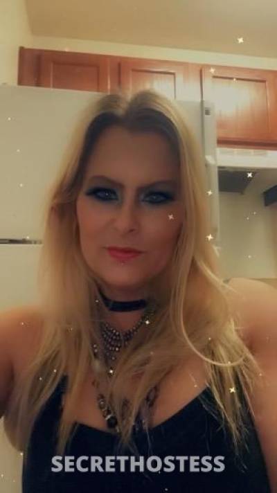 49Yrs Old Escort Kansas City MO Image - 1