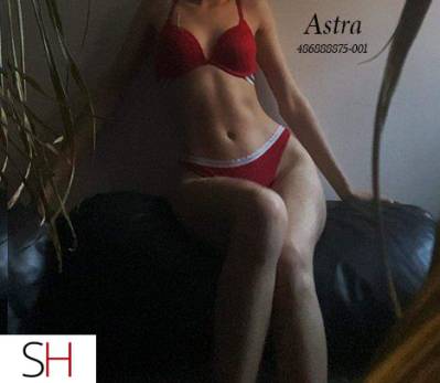 18Yrs Old Escort 167CM Tall City of Edmonton Image - 3