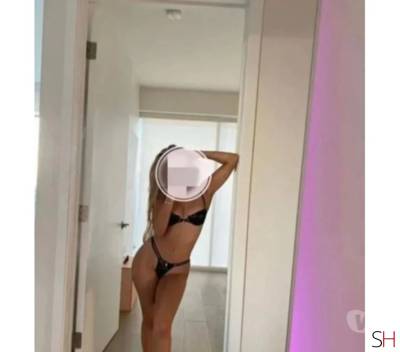 Amira 21Yrs Old Escort Essex Image - 0