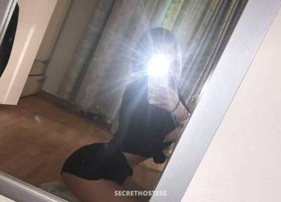 25 Year Old Asian Escort Montreal - Image 6