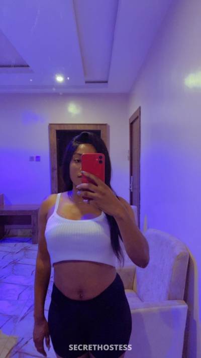 25 year old Escort in Winnipeg ?Strictly hook up ( FaceTime or video verification available