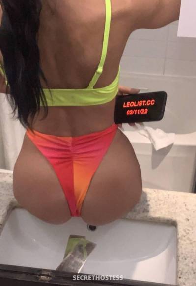 21 Year Old Asian Escort Toronto - Image 4