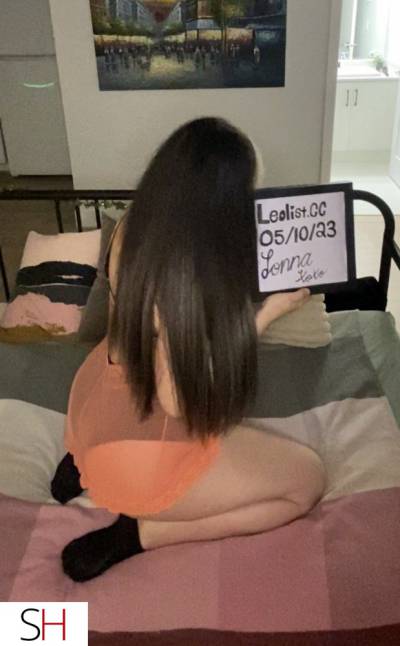 20Yrs Old Escort 165CM Tall Downtown West End Image - 4