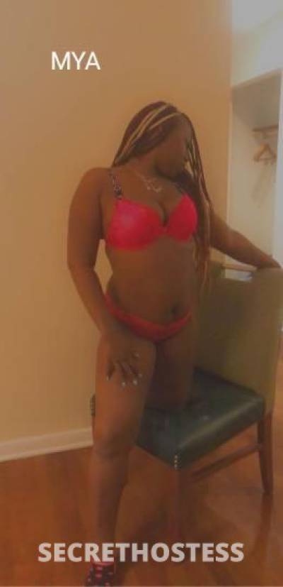 29 year old Escort in Chicago IL 2 girl special all morning