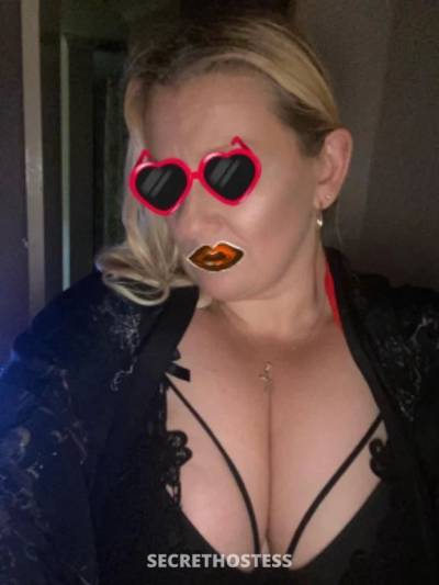 42 year old Australian Escort in Kings Park Perth Cum out and PLAY! 42yr Hot blonde Aussie MILF! AVAIL NOW