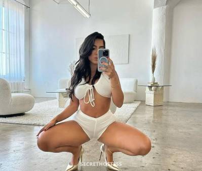 24 year old Hispanic Escort in Comox Balley car calls, in calls, outcalls are available