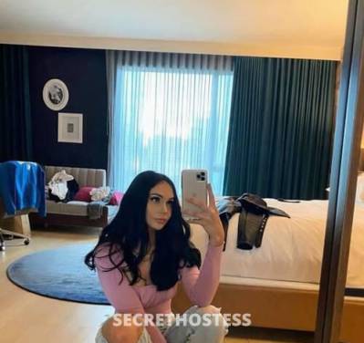 21 Year Old Asian Escort Kelowna - Image 5