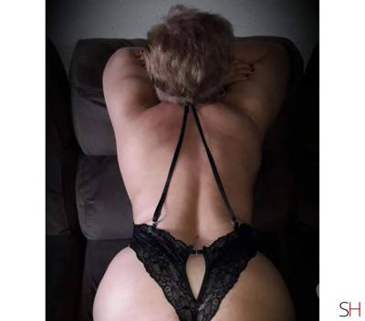 58 year old White Escort in Rolandia Paraná ValÉria tenho 58 anos e sÓ sexo virtual com acessÓrios
