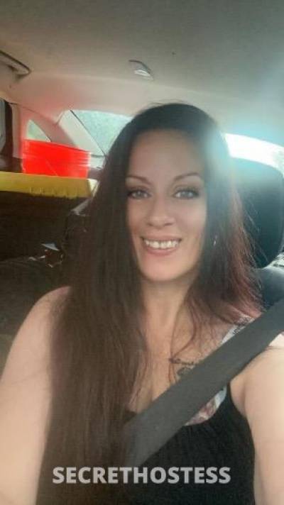 38 year old Escort in Cape Cod MA im here for the night