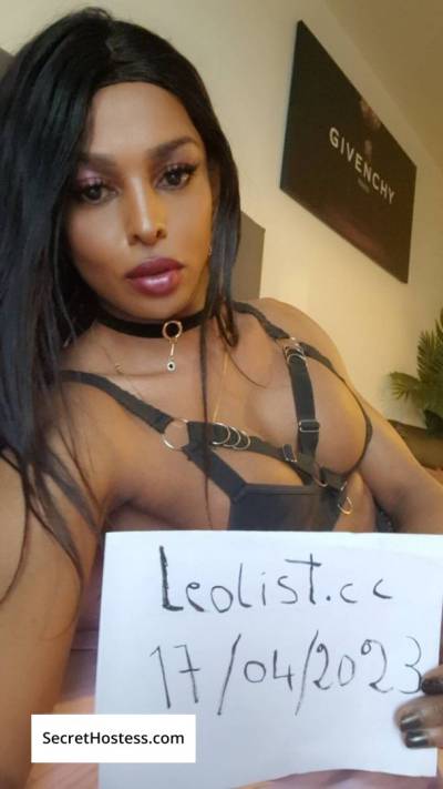 belle transsexuelle noire 21cm in Montreal