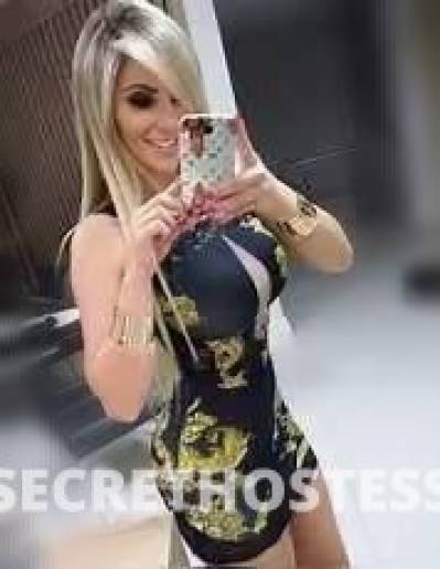 23 year old Escort in Holland Park Brisbane Anal nat PSE DFK natural Clp best luxury