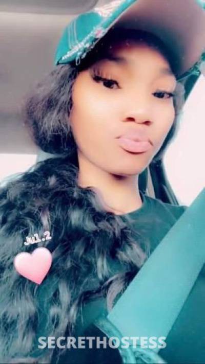 24 year old Chinese Escort in Inland Empire CA PETITE SEXY BLACK N CHINESE AVAILABLE NOW OUTCALL CAR DATES 