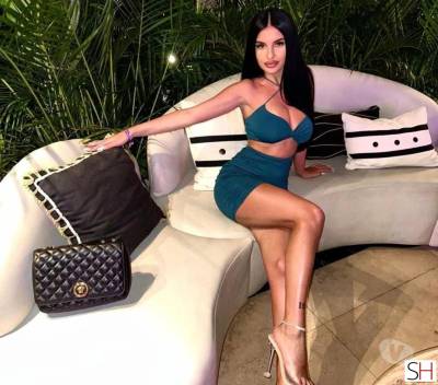 25 year old Italian Escort in Eastleigh Hampshire girls bela TOP!!, Independent