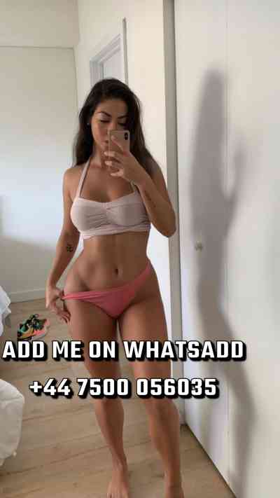 24Yrs Old Escort 34KG 150CM Tall Leeds Image - 0