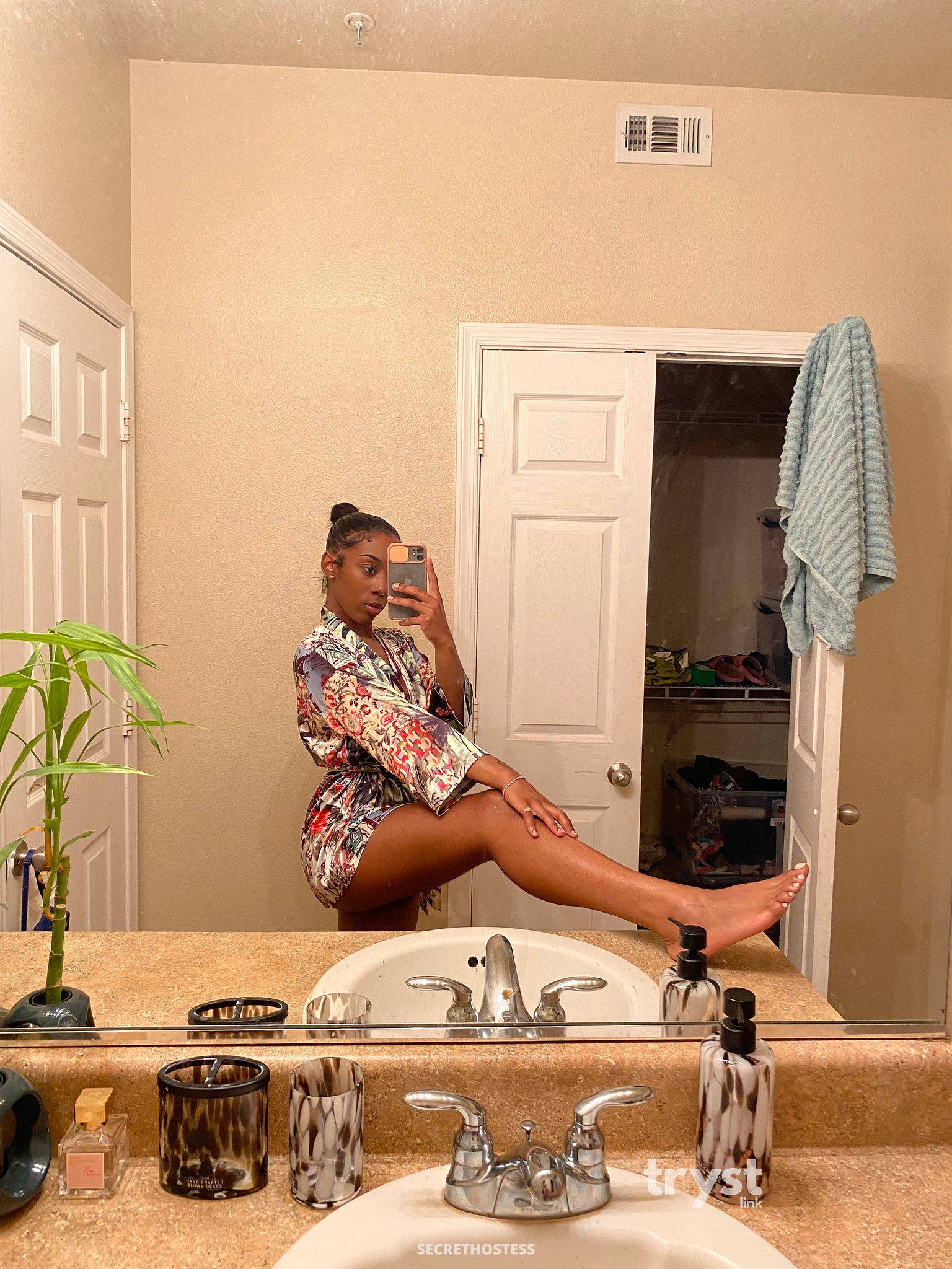 20Yrs Old Escort Size 8 157CM Tall San Ramon CA Image - 2