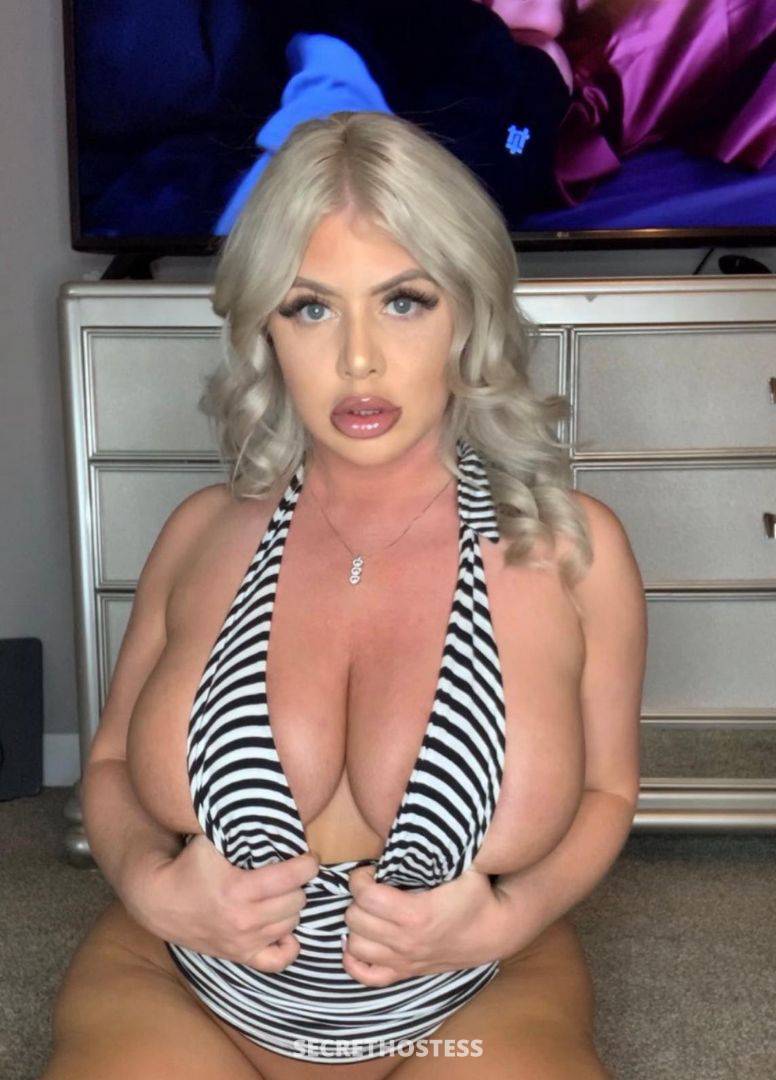 Dablem 26Yrs Old Escort Size 6 Whistler Image - 1