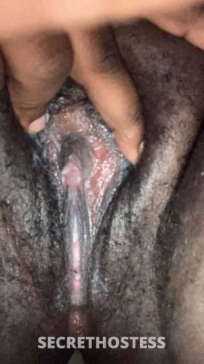 20 year old Escort in Memphis TN Available 24/7 car play only