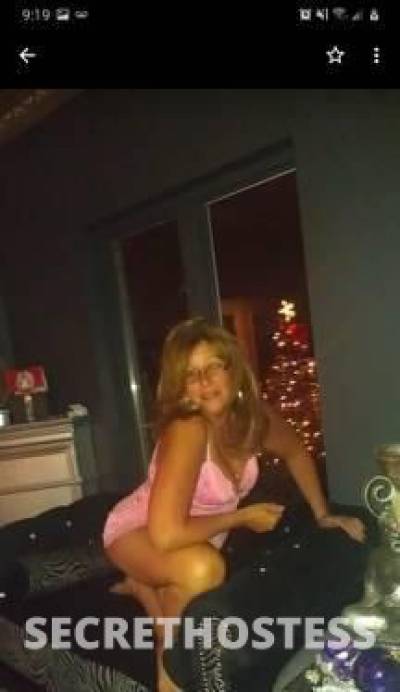 Gwen 60Yrs Old Escort Grande Prairie Image - 9