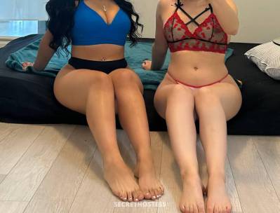 New in town sexy latina here to please in Toronto