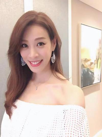 24 year old Escort in Beaumont Hills Newcastle AVAILABLE NOW Rebeca 24 yrs Working Holiday Girl Touring