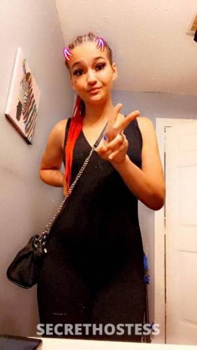23 year old Escort in Memphis TN Sexy Thick Snowbunny Available all night Super Freaky 