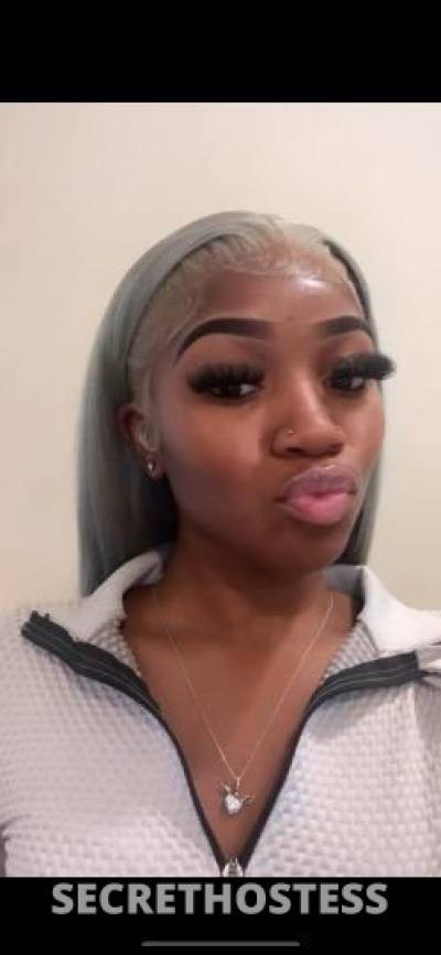 24 year old Escort in Westchester NY party girl emma