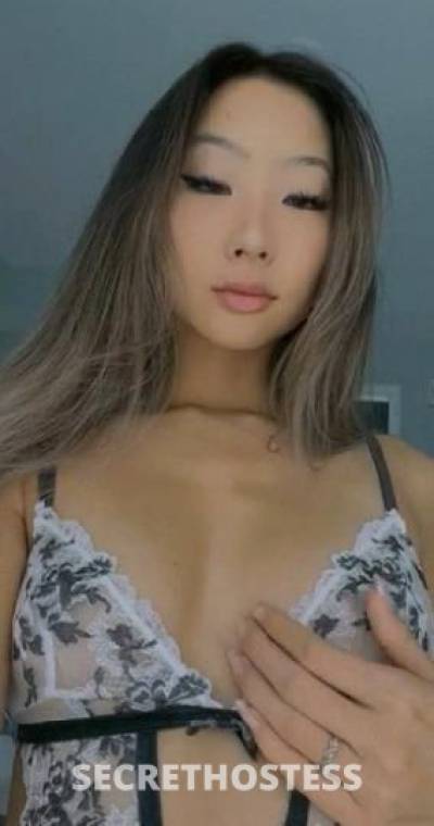 25 Year Old Asian Escort Manhattan NY - Image 3