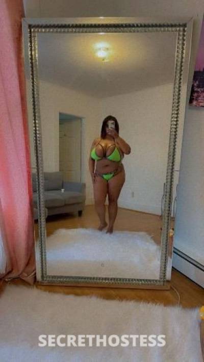 28 year old Escort in Westchester NY Juicy Melons Perfect for titty fuck
