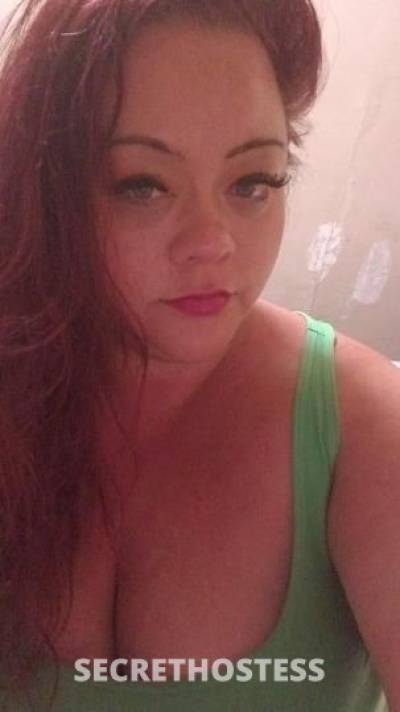 Bbw red hair green eyes latina in Fort Worth TX