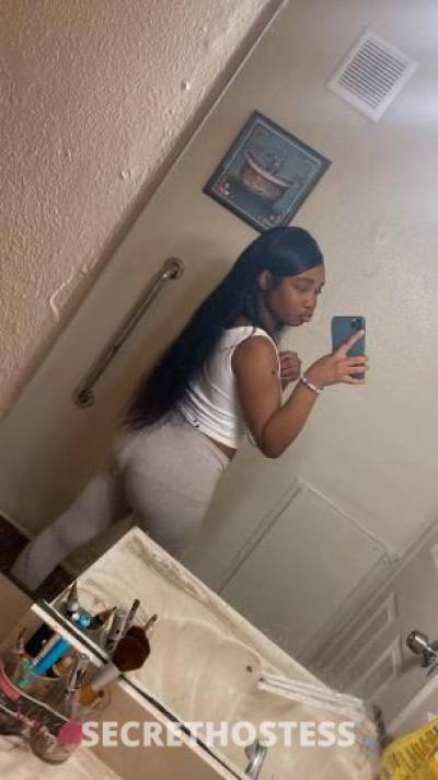 Estrella 18Yrs Old Escort Fresno CA Image - 1