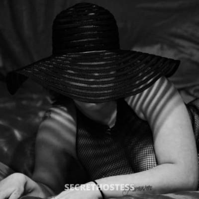 28 year old Mexican Escort in Memphis TN Young single friendly woman looking for fun