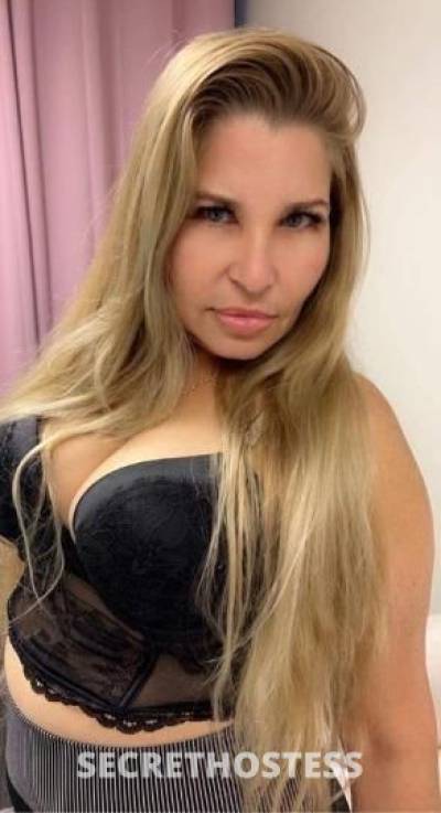 Milly 40Yrs Old Escort Houston TX Image - 4